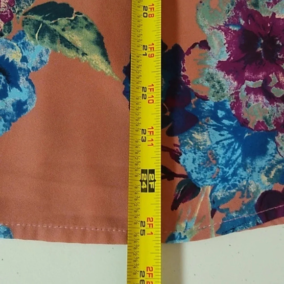 DAYTRIP FLOWY, FLORAL, COTTAGECORE BLOUSE WITH PEPLUM BACK & BELL 3/4 SLEEVES - Picture 9 of 10